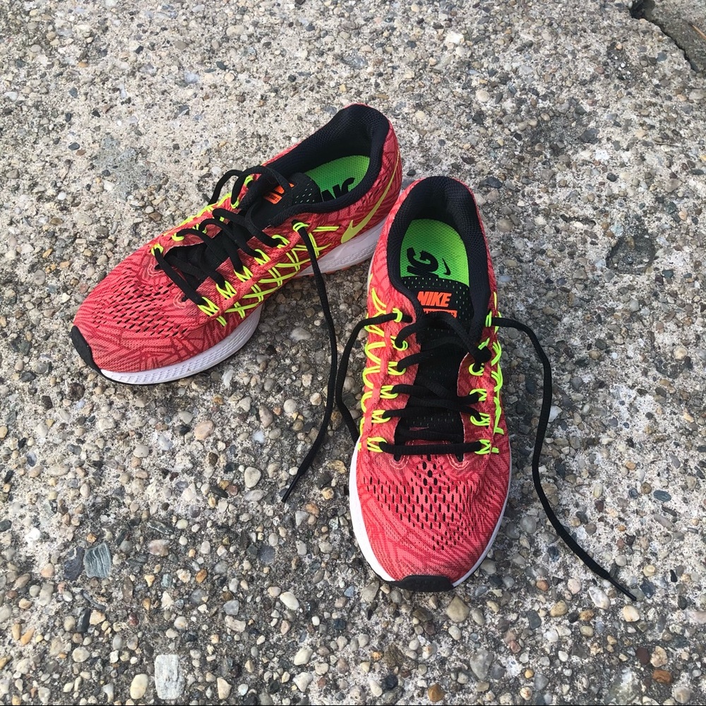 Women’s Nike Pegasus Zoom Size 7